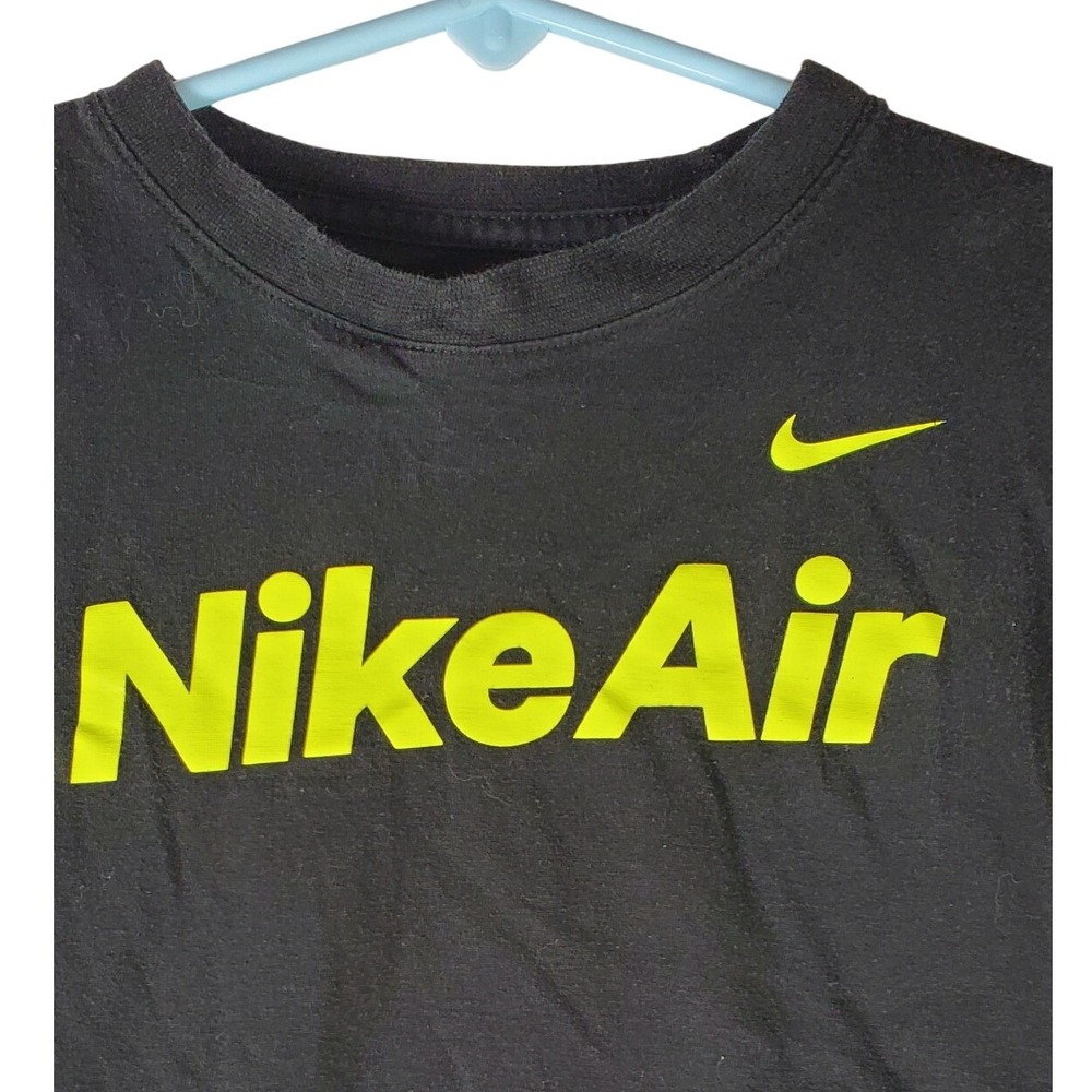 Nike Air Boys Black Neon Yellow Graphic Logo Short Sleeve T-Shirt Size 7 L 6-7Y